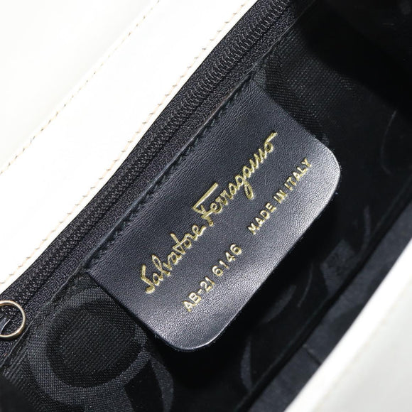 Salvatore Ferragamo Gancini Chain Shoulder Bag Leather White Gold Auth 143667