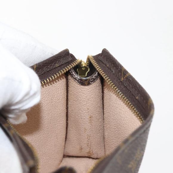 LOUIS VUITTON Monogram Poche Toilette 15 Pouch M47546 LV Auth 144339