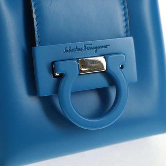 Salvatore Ferragamo Gancini Trifoglio Mini Handtas Leer Blauw Auth 145244M