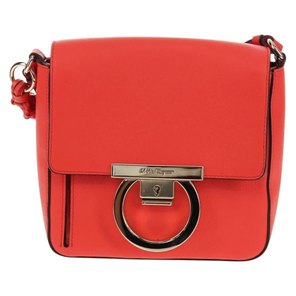 Salvatore Ferragamo Gancini Shoulder Bag Leather Red Gold Auth 145623V