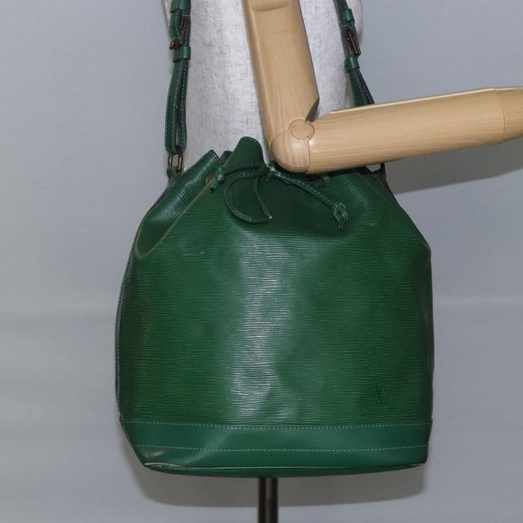 LOUIS VUITTON Epi Noe Shoulder Bag Green M44004 LV Auth 145661