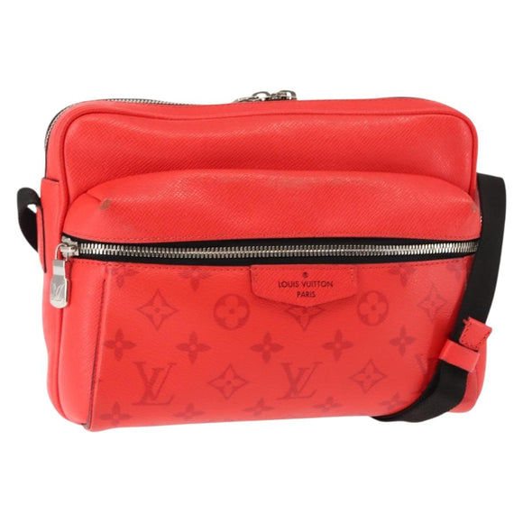 LOUIS VUITTON Taigalama Outdoor Messenger PM Bag Rouge M30821 LV Auth 145805