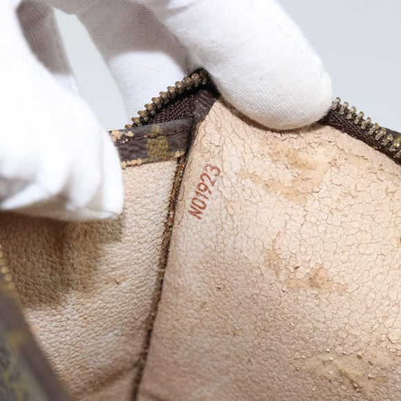 LOUIS VUITTON Monogram Poche Toilette 26 Pouch M47542 LV Auth 145807