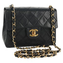 CHANEL Matelasse Chain Shoulder Bag Lamb Skin Black Gold CC Auth 146079SAV-1