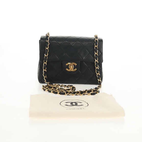 CHANEL Matelasse Chain Shoulder Bag Lamb Skin Black Gold CC Auth 146079SAV