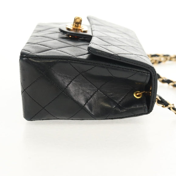 CHANEL Matelasse Chain Shoulder Bag Lamb Skin Black Gold CC Auth 146079SAV
