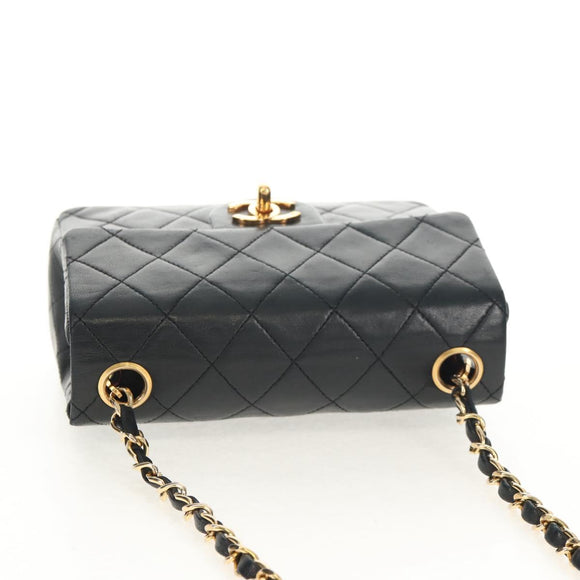 CHANEL Matelasse Chain Shoulder Bag Lamb Skin Black Gold CC Auth 146079SAV