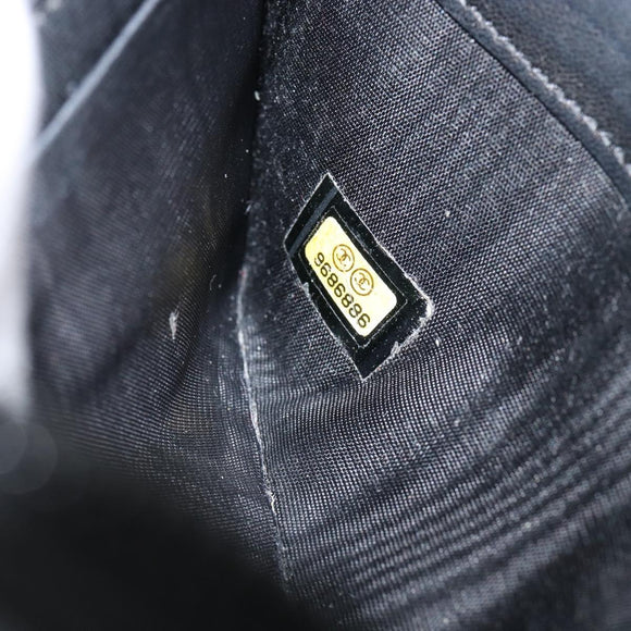 CHANEL Long Wallet Caviar Skin Black Gold CC Auth 146094