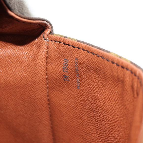 LOUIS VUITTON Monogram Saint Cloud GM Shoulder Bag M51242 LV Auth 146508A