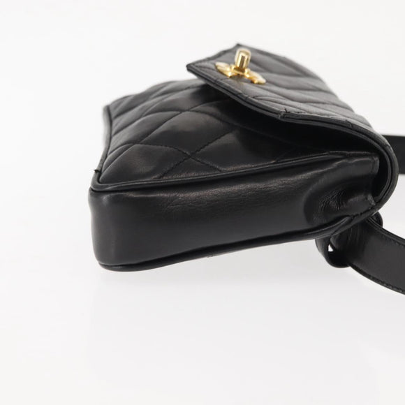 CHANEL Waist pouch Matelasse Waist bag Leather Black Gold CC Auth 146618