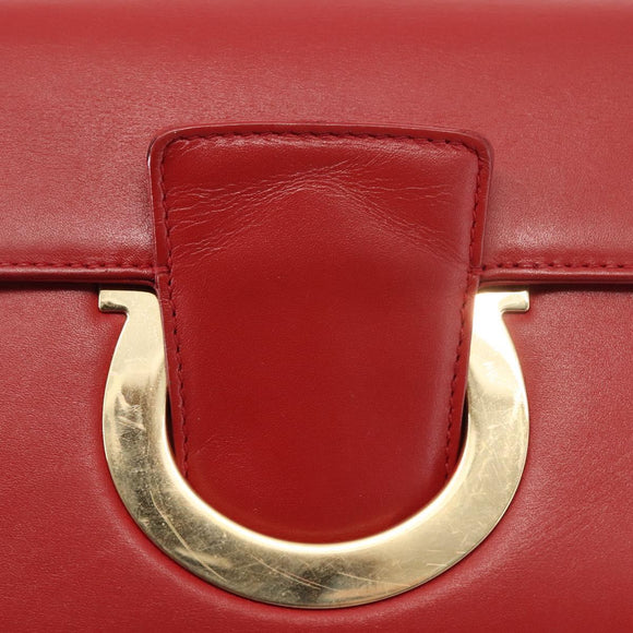 Salvatore Ferragamo Gancini Chain Shoulder Bag Leather Red Gold Auth 146725