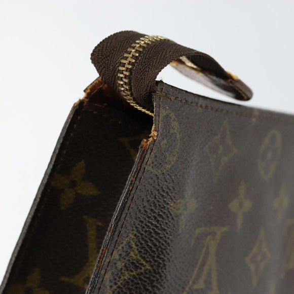 LOUIS VUITTON Monogram Poche Toilette 26 Pouch M47542 LV Auth 146902