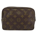 LOUIS VUITTON Monogram Trousse Toilette 18 Pouch M47526 LV Auth 147022-2