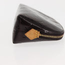 LOUIS VUITTON Monogram Vernis Pochette PM Pouch Amarante M91495 LV Auth 147190-3