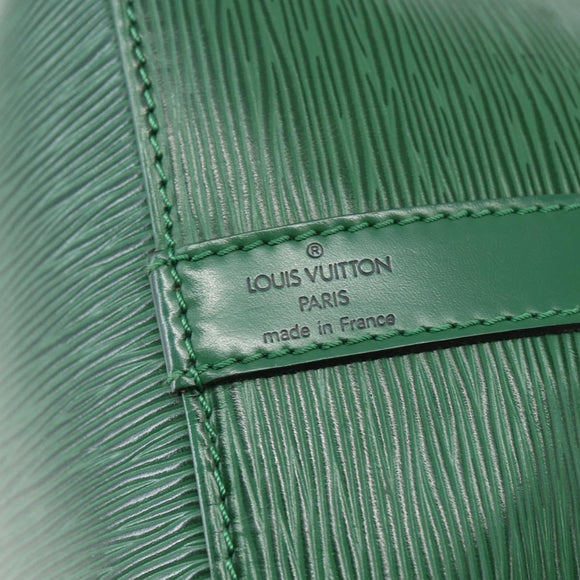LOUIS VUITTON Epi Petit Noe Shoulder Bag Green M44104 LV Auth 147274