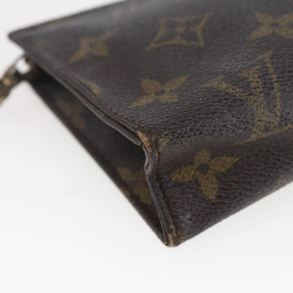 LOUIS VUITTON Monogram Poche Toilette 15 Pouch M47546 LV Auth 147368
