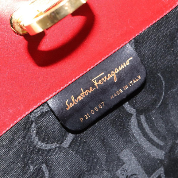 Salvatore Ferragamo Gancini Chain Shoulder Bag Leather Red Auth 147382