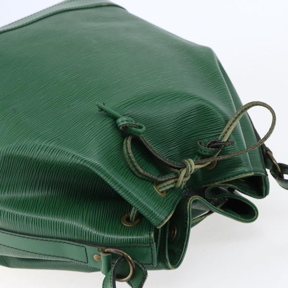LOUIS VUITTON Epi Noe Shoulder Bag Green M44004 LV Auth 147471