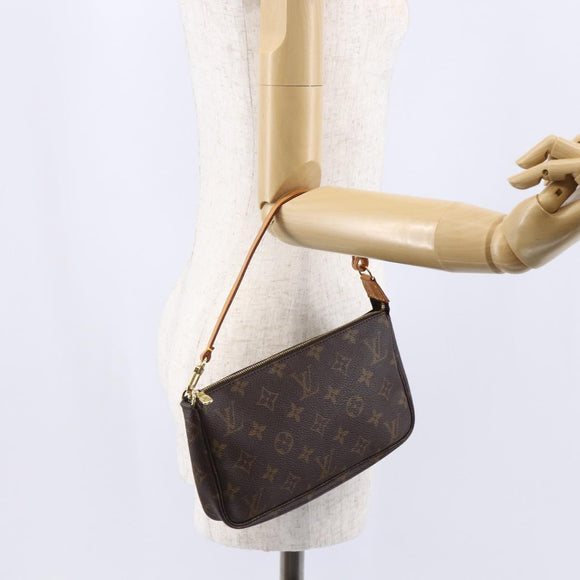 LOUIS VUITTON Monogram Pochette Accessoires Pouch M51980 LV Auth 147650