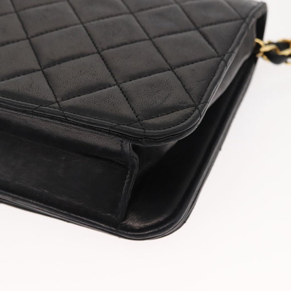 CHANEL Matelasse Chain Shoulder Bag Lamb Skin Black Gold CC Auth 147673