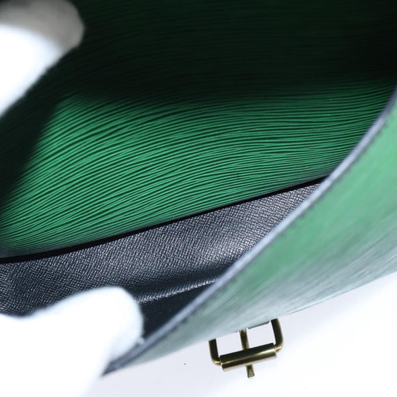LOUIS VUITTON Epi Cartouchiere MM Shoulder Bag Green M52244 LV Auth 147850