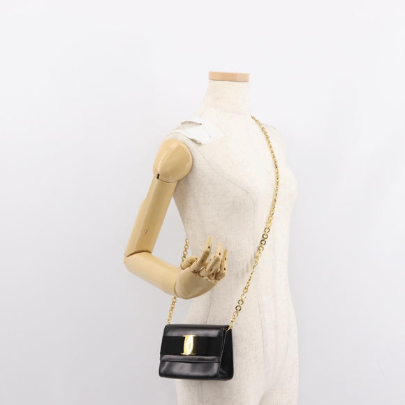 Salvatore Ferragamo Chain Vala Shoulder Bag Leather Black Gold Auth 147890