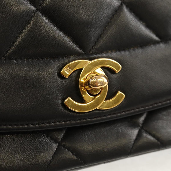 CHANEL Matelasse Chain Diana Shoulder Bag Lamb Skin Black Gold CC Auth 147913V