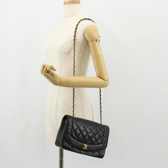 CHANEL Matelasse Chain Diana Shoulder Bag Lamb Skin Black Gold CC Auth 147913V