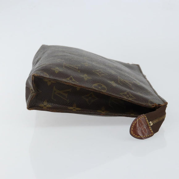 LOUIS VUITTON Monogram Poche Toilette 26 Pouch M47542 LV Auth 148091