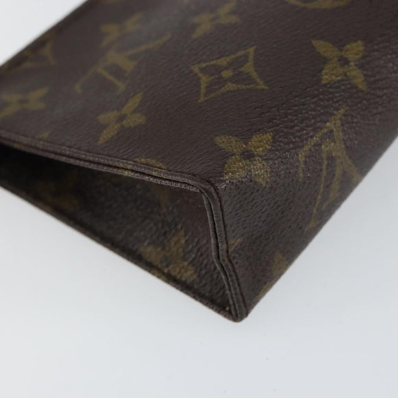 LOUIS VUITTON Monogram Poche Toilette 15 Pouch M47546 LV Auth 148123
