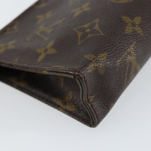 LOUIS VUITTON Monogram Poche Toilette 15 Pouch M47546 LV Auth 148126