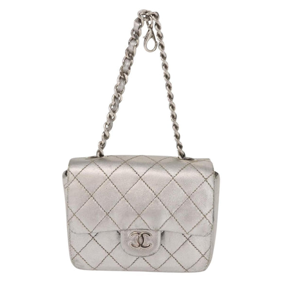 CHANEL Matelasse Chain Hand Bag Lamb Skin Silver CC Auth 148202