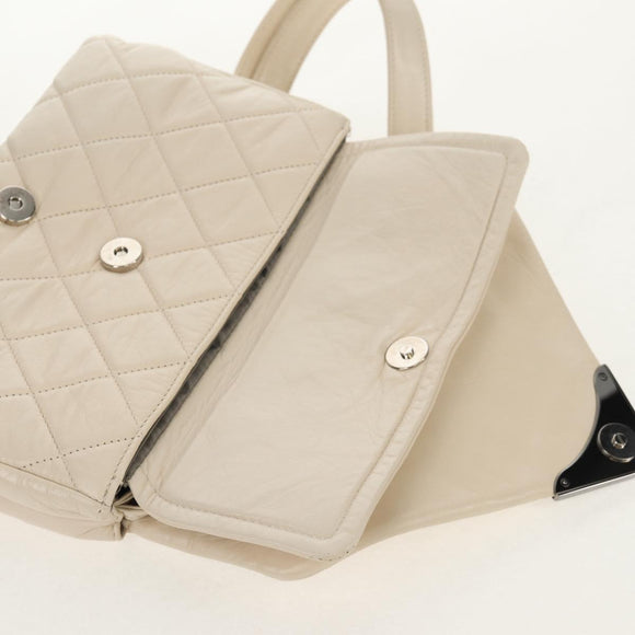 CHANEL Shoulder Bag Lamb Skin White Silver CC Auth 148619AV