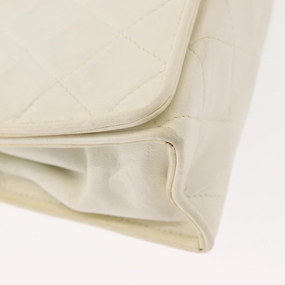 CHANEL Matelasse Chain Shoulder Bag Lamb Skin White Gold CC Auth 148797