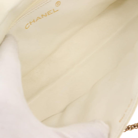 CHANEL Matelasse Chain Shoulder Bag Lamb Skin White Gold CC Auth 148797