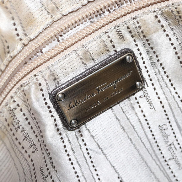 Salvatore Ferragamo Gancini Shoulder Bag Leather Silver Auth 149123