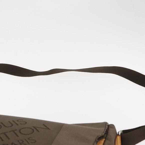 LOUIS VUITTON Damier Geant Messager Shoulder Bag Tail M93030 LV Auth 149506