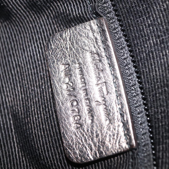 Salvatore Ferragamo Vala Shoulder Bag Leather Gold tone Auth 149548