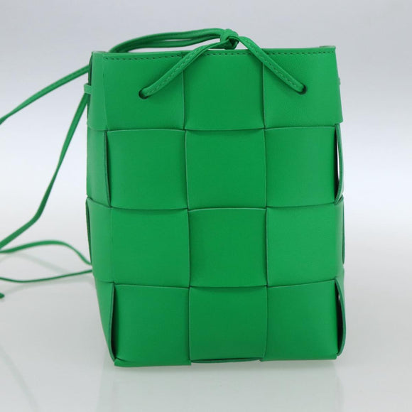 BOTTEGA VENETA MAXI INTRECCIATO Small Cassette Bucket Leather Auth 149923SM