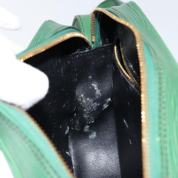 LOUIS VUITTON Epi Jeune Fille MM Shoulder Bag Green M52154 LV Auth 150019