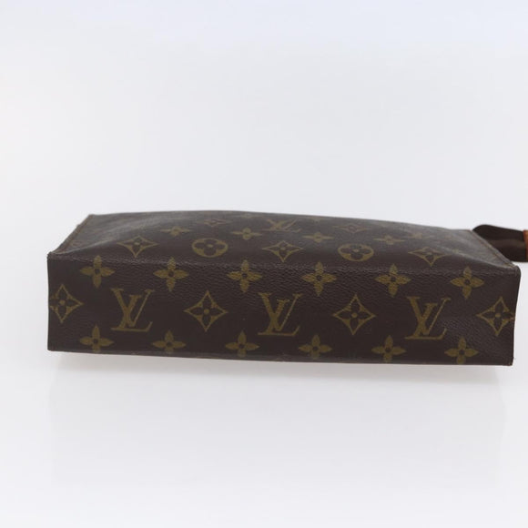 LOUIS VUITTON Monogram Poche Toilette 26 Pouch M47542 LV Auth 150150