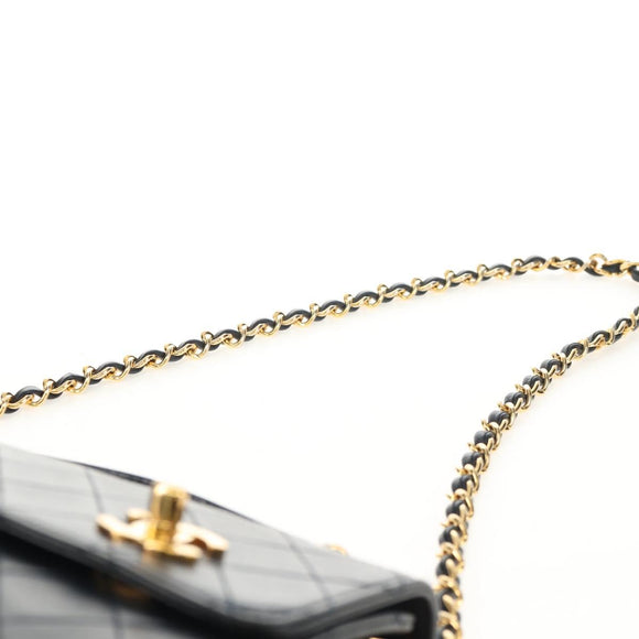 CHANEL Matelasse Double Turn Lock Chain Bag Lamb Skin 2way Navy CC Auth 150317SM