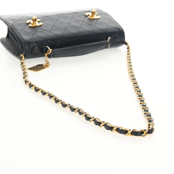CHANEL Matelasse Double Turn Lock Chain Bag Lamb Skin 2way Navy CC Auth 150317SM