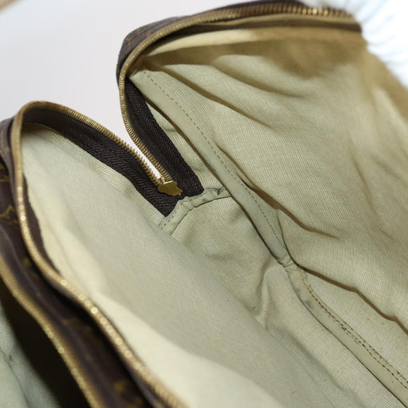 LOUIS VUITTON Monogram Reporter GM Shoulder Bag M45252 LV Auth 150397