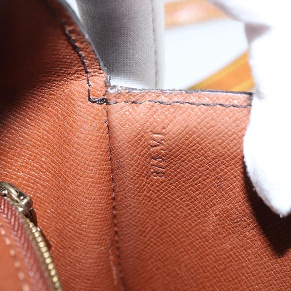 LOUIS VUITTON Monogram Saint Cloud MM Shoulder Bag M51243 LV Auth 150559