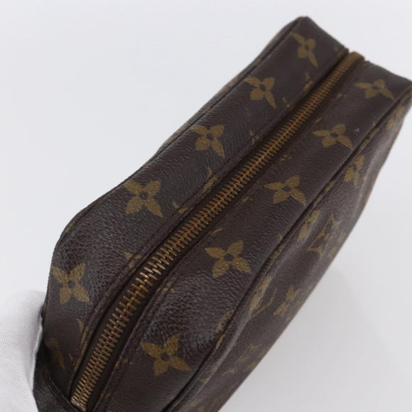 LOUIS VUITTON Monogram Trousse Toilette 18 Pouch M47526 LV Auth 150589