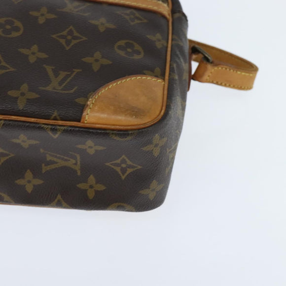 LOUIS VUITTON Monogram Trocadero 30 Shoulder Bag M51272 LV Auth 150671