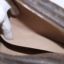 LOUIS VUITTON Monogram Trousse Toilette 28 Clutch Bag M47522 LV Auth 151817-18