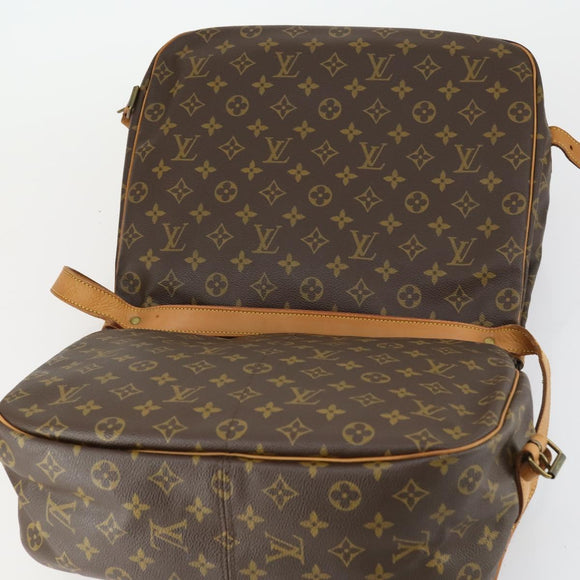 LOUIS VUITTON Monogram Saumur 35 Shoulder Bag M42254 LV Auth 152113