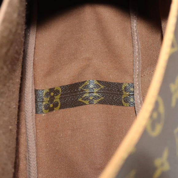 LOUIS VUITTON Monogram Saumur 35 Shoulder Bag M42254 LV Auth 152113